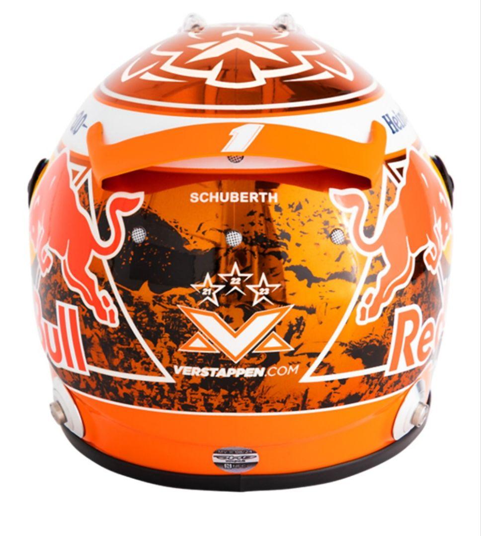 【新品未開封】フェルスタッペン 1/2 オレンジトリビュート ヘルメット