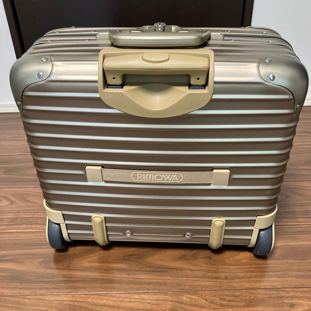 リモワ トパーズ RIMOWA TOPAS TITANIUM 新品、未使用