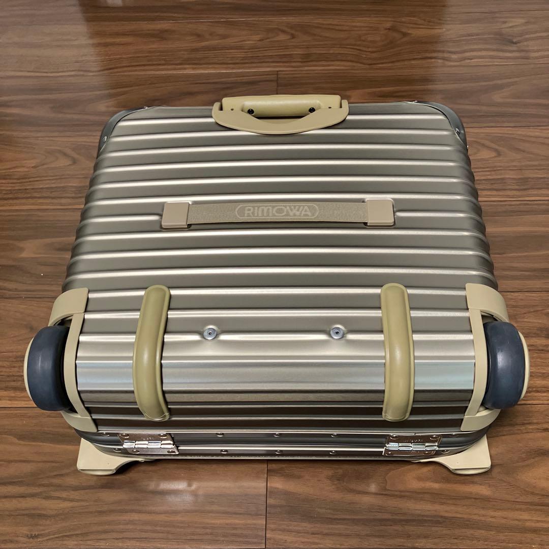 リモワ トパーズ RIMOWA TOPAS TITANIUM 新品、未使用