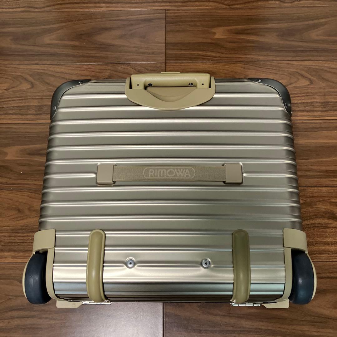 リモワ トパーズ RIMOWA TOPAS TITANIUM 新品、未使用