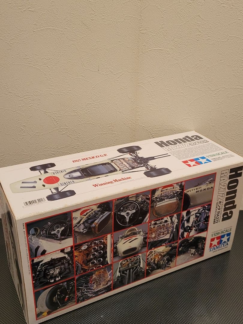 タミヤ Honda RA272 1/12スケール　タミヤ模型　f1 ミニカー