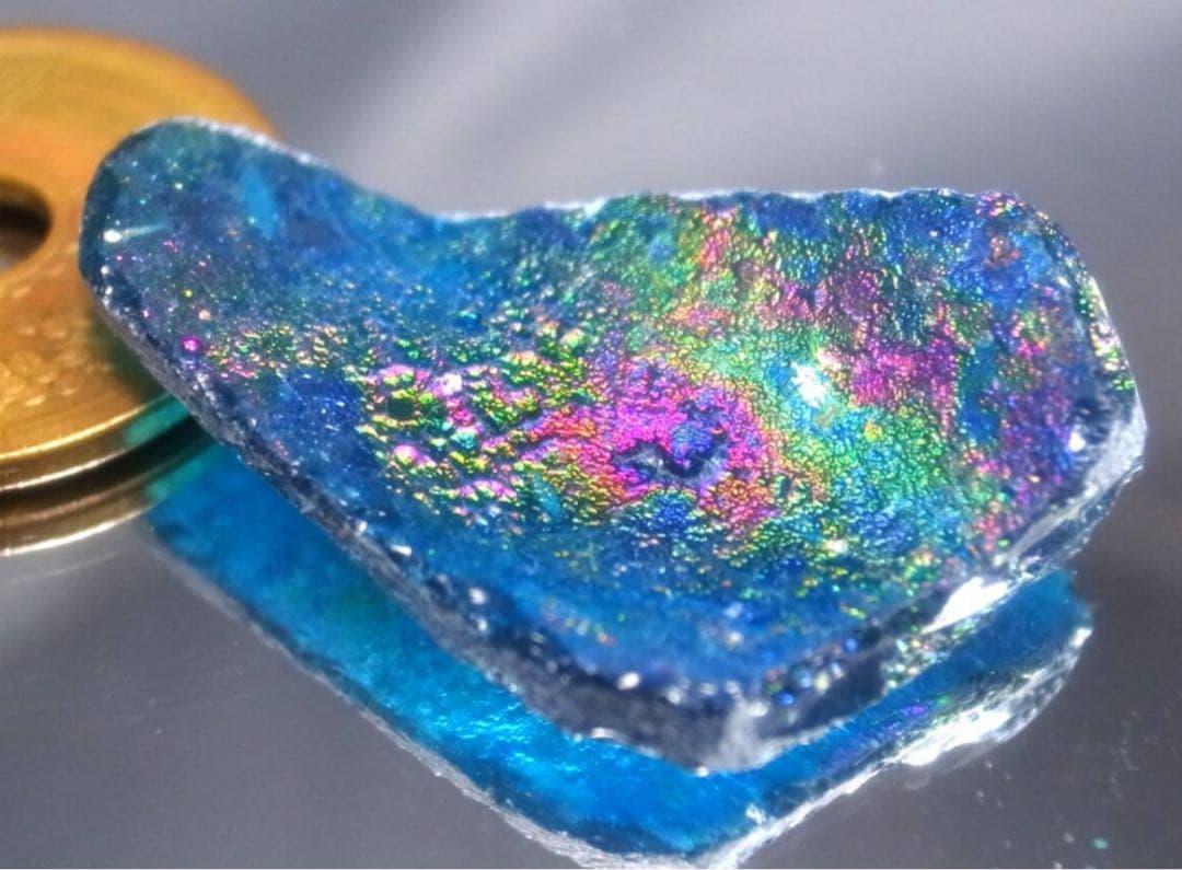 18.06ct 新品・2000年の時を超えた神秘・銀化が綺麗な天然ローマングラス