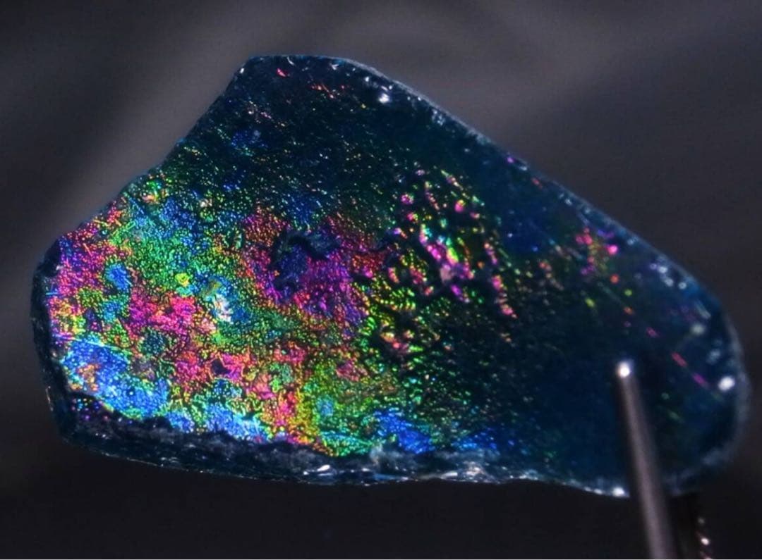 18.06ct 新品・2000年の時を超えた神秘・銀化が綺麗な天然ローマングラス