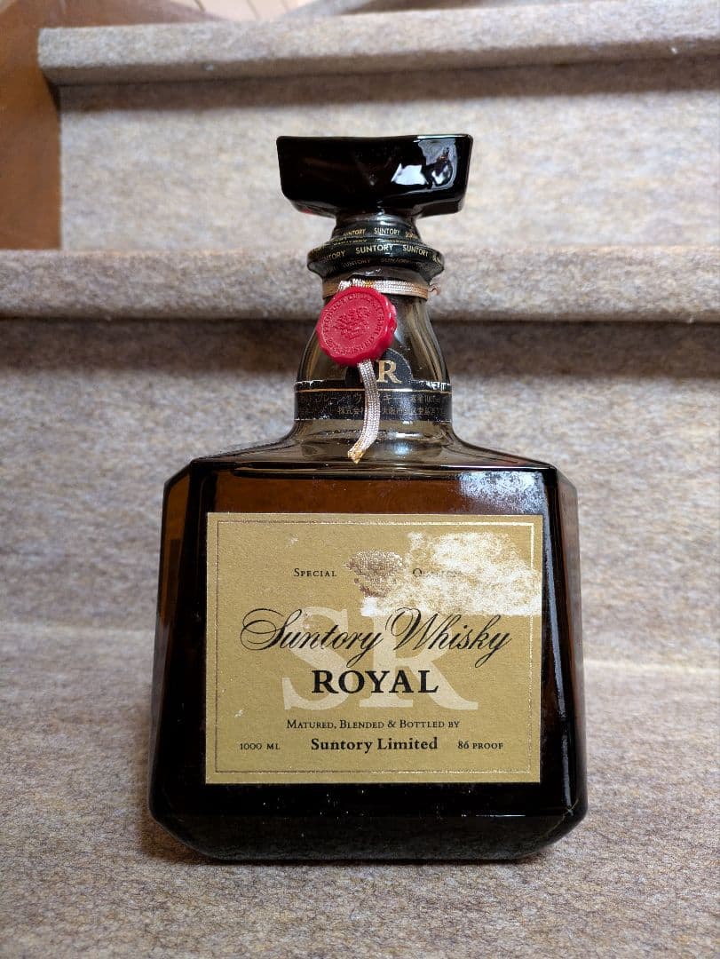 古酒サントリーウイスキーローヤル:クイーンサイズ、向獅子720ml、12年スリム