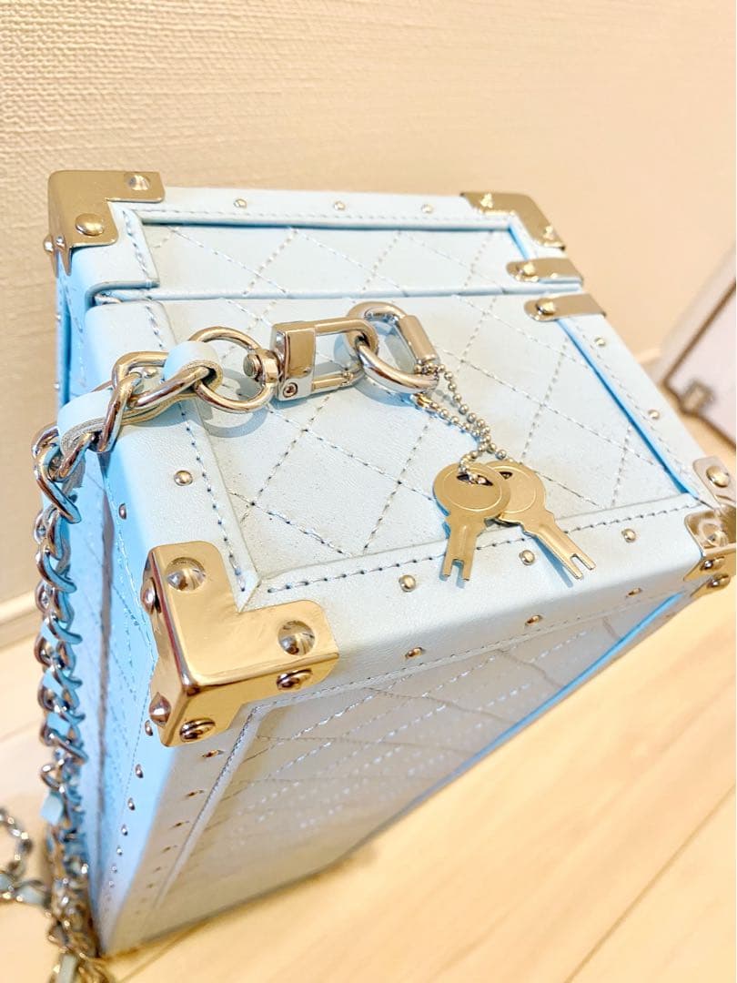 【エンジェル】鍵付き 空箱 ANGEL CHAMPAGNE ドゥミセック ブルー