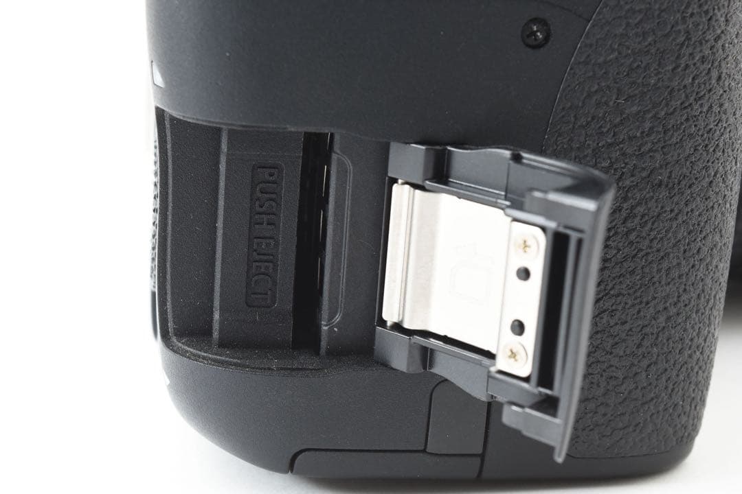 デジタル一眼レフカメラ Canon EOS 8000D 標準レンズセット