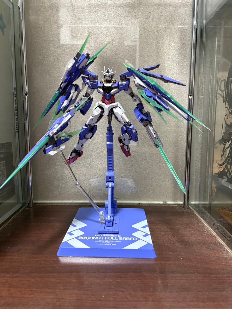 メタルビルド　ダブルオークアンタフルセイバー