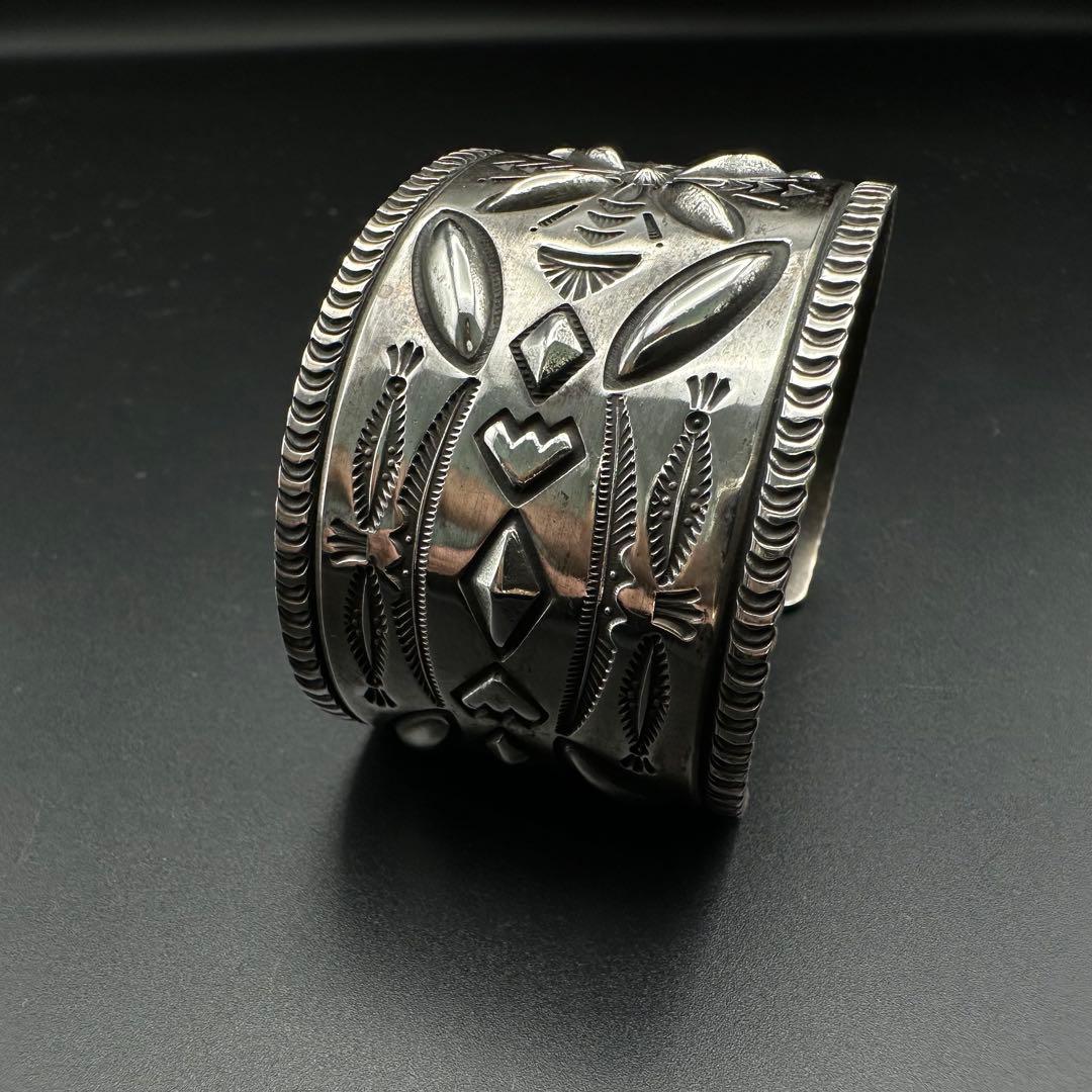 Navajo STANLEY PARKER スタンプワーク バングル