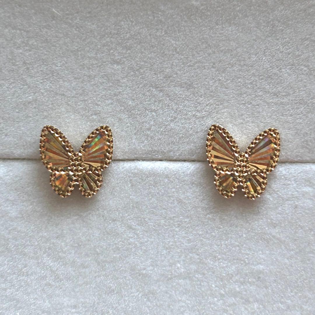 K18 バタフライ ピアス 蝶 イエローゴールド 18金 彫りデザイン 箱あり