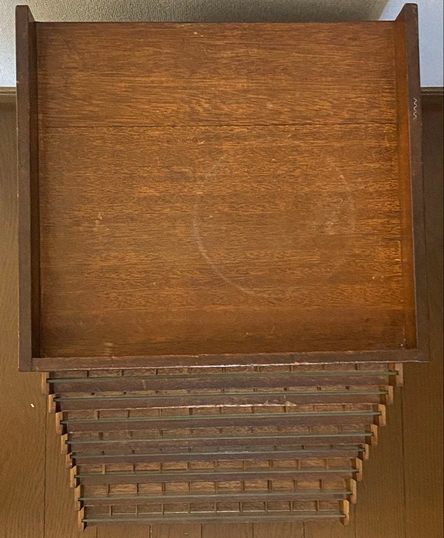 木製 糸収納棚(８段)