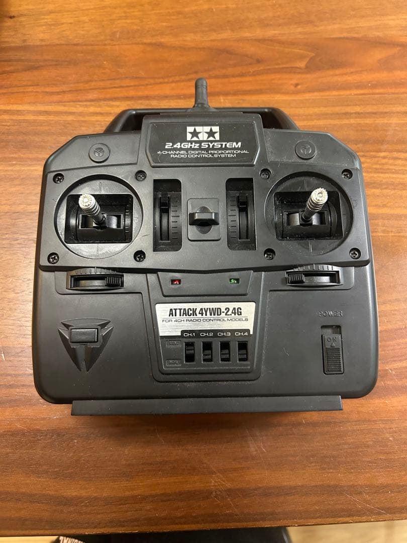 TAMIYA ATTACK 4YWD 2.4G ラジコン送信機