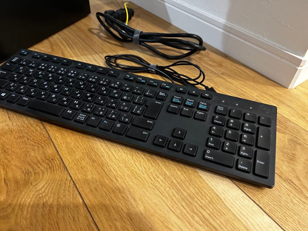 【Dell Vostro 3681】 core i3 | 8GB 256GB