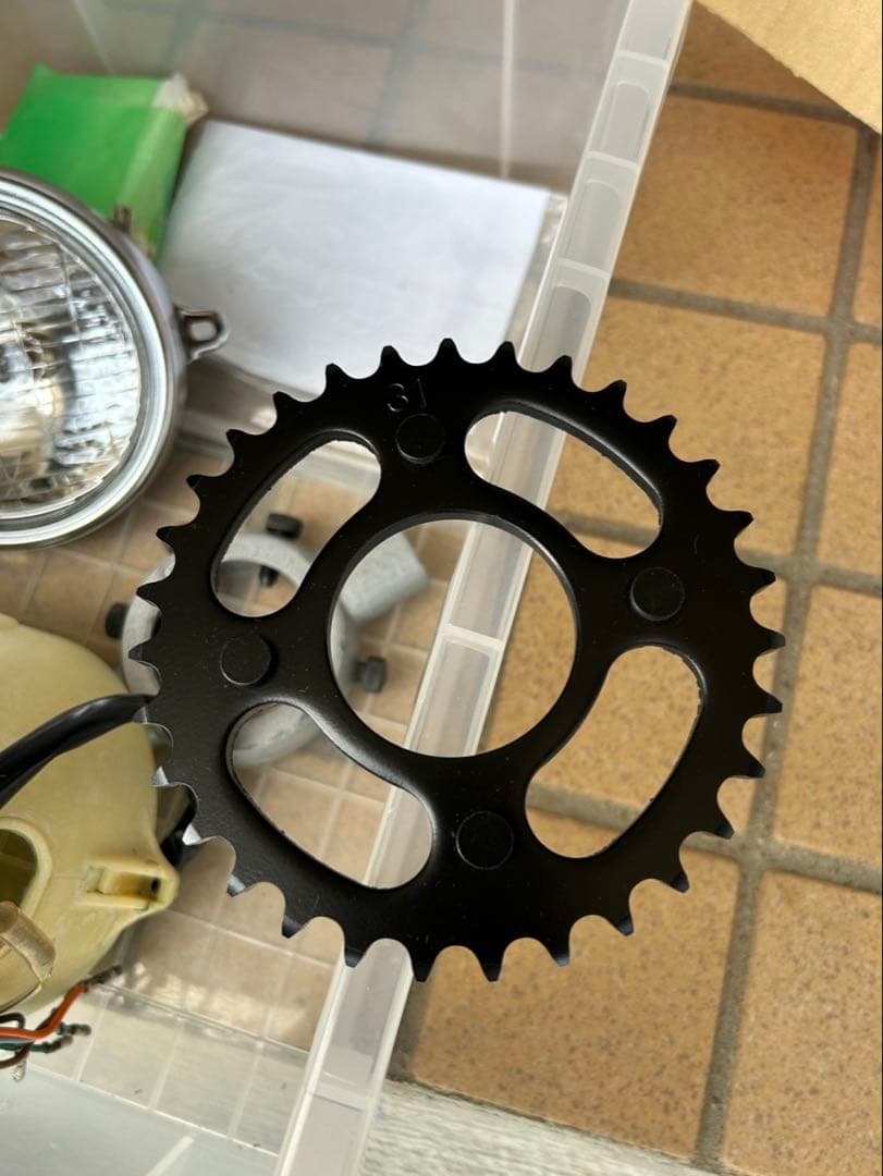 シャリーパーツ