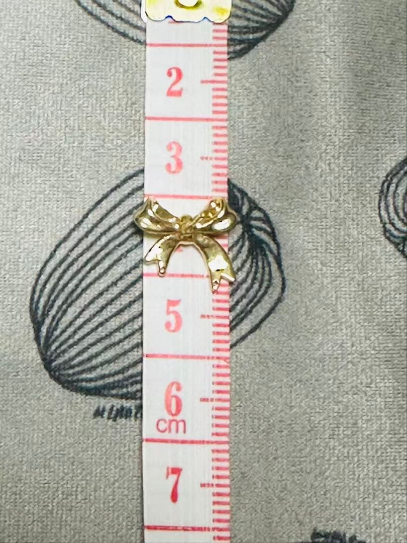 ピアス リボンピアス 18金 AU750 新品未使用