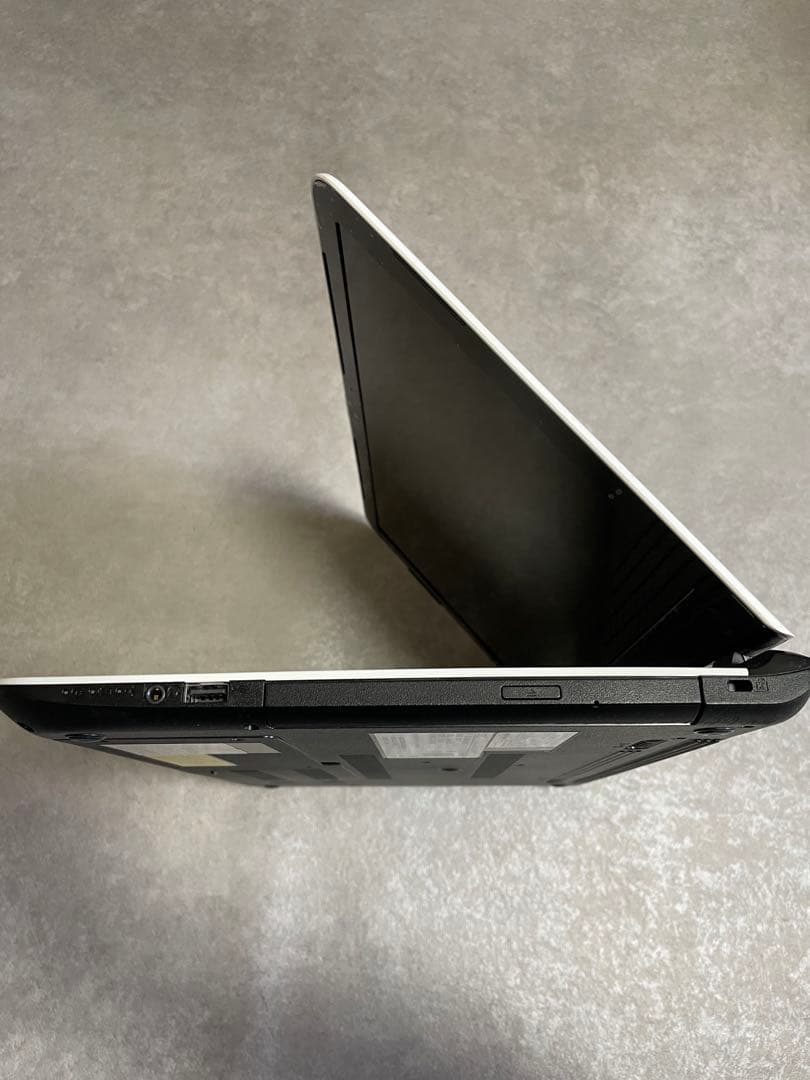 NEC ノートパソコン　15.6インチ 爆速　 lavie