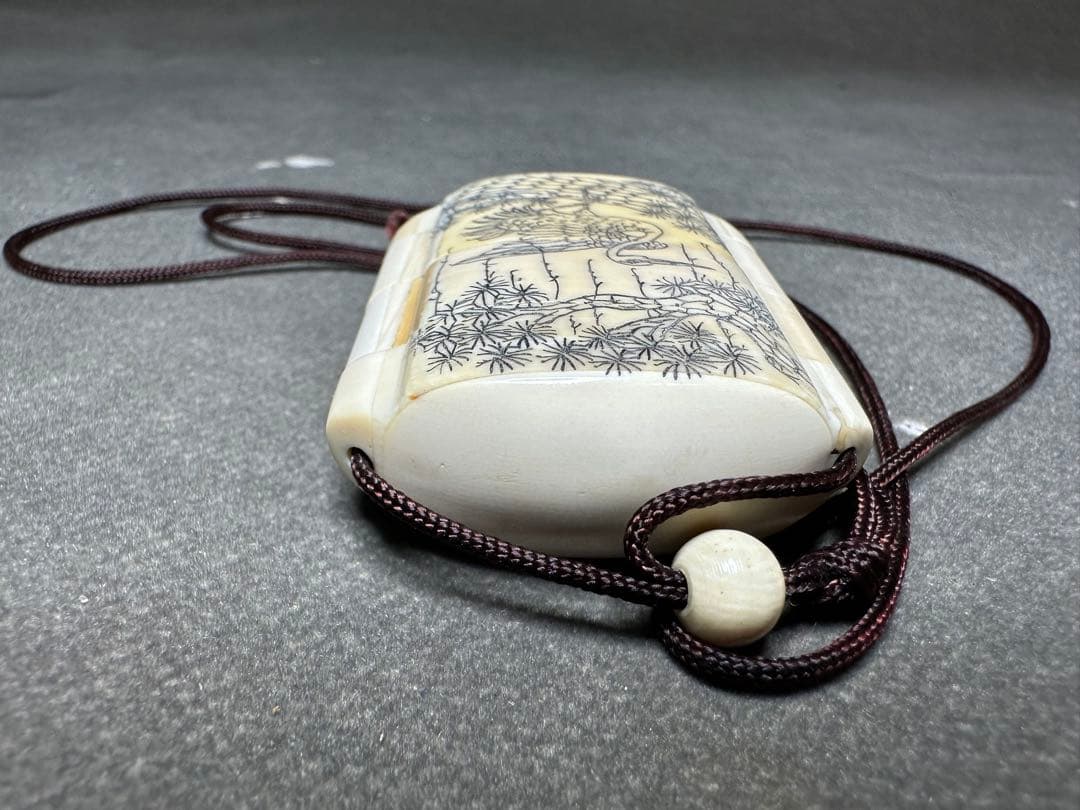 極上　春画　印籠　根付　天然素材　置物　古美術品　 細密細工　骨董アンティーク