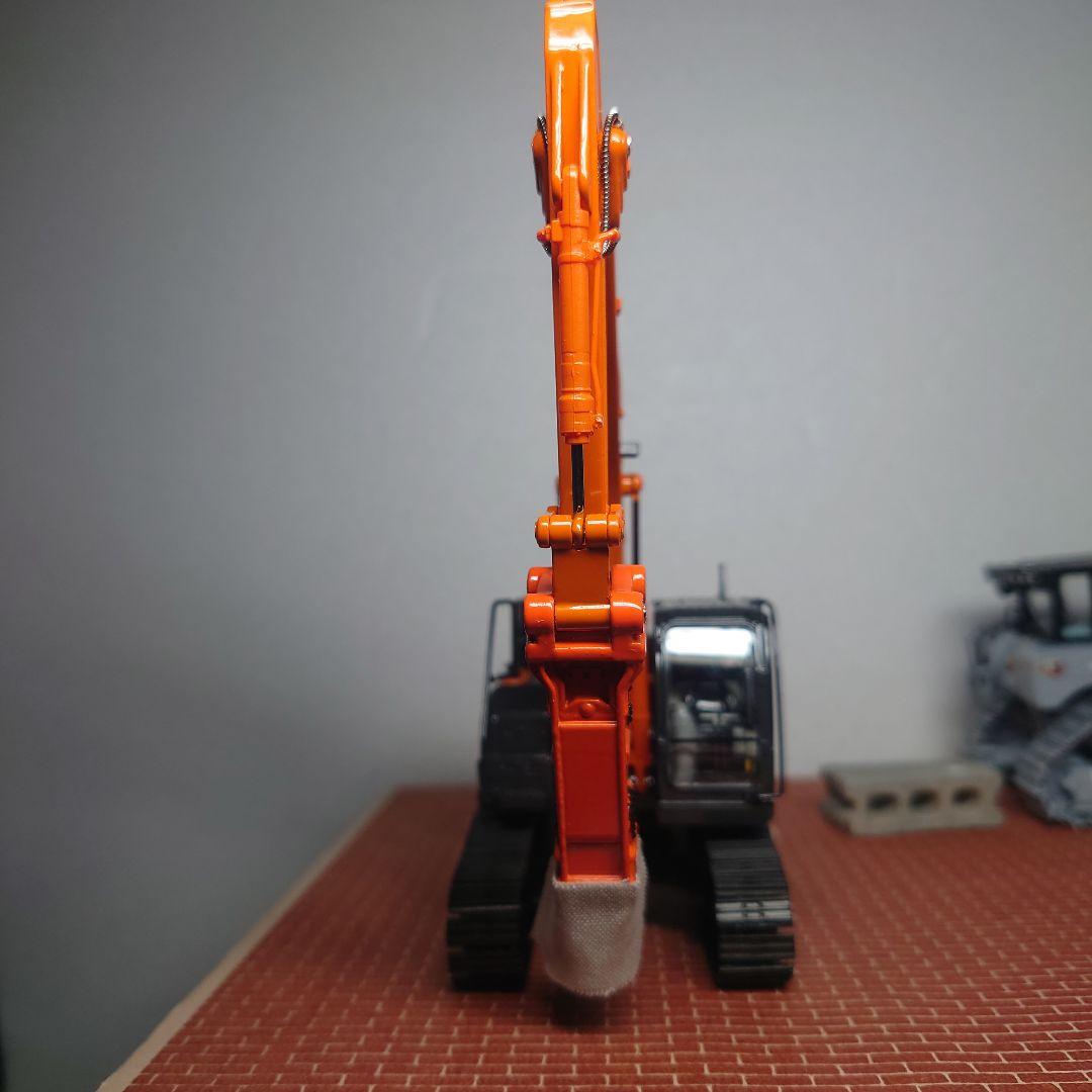 HITACHI ZAXIS200-7&NPKブレーカー+おまけ付き 1/50