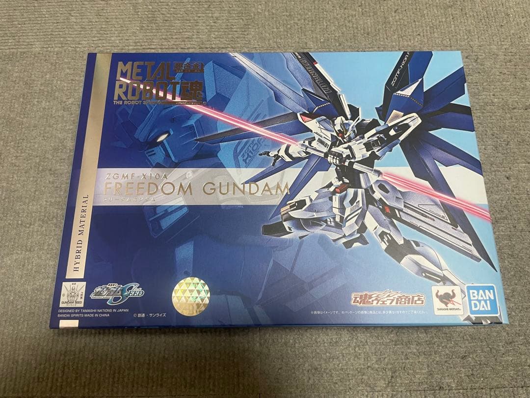 L ROBOT魂 フリーダムガンダム　メタルロボット魂