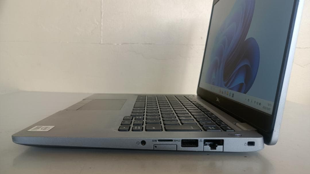 ⭐️ノートパソコンDELL第10世代Core i5 SSD256Gメモリ16G