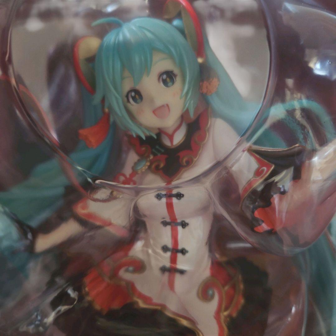 【極美品】初音ミク 2021春節Ver. 1/7 スケールフィギュア フリュー