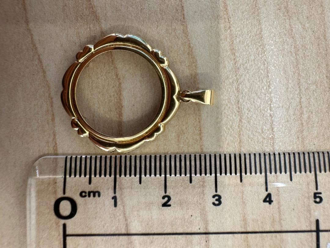 K18 18金 　純金の金貨用 ペンダントトップ 枠 約1.2グラム