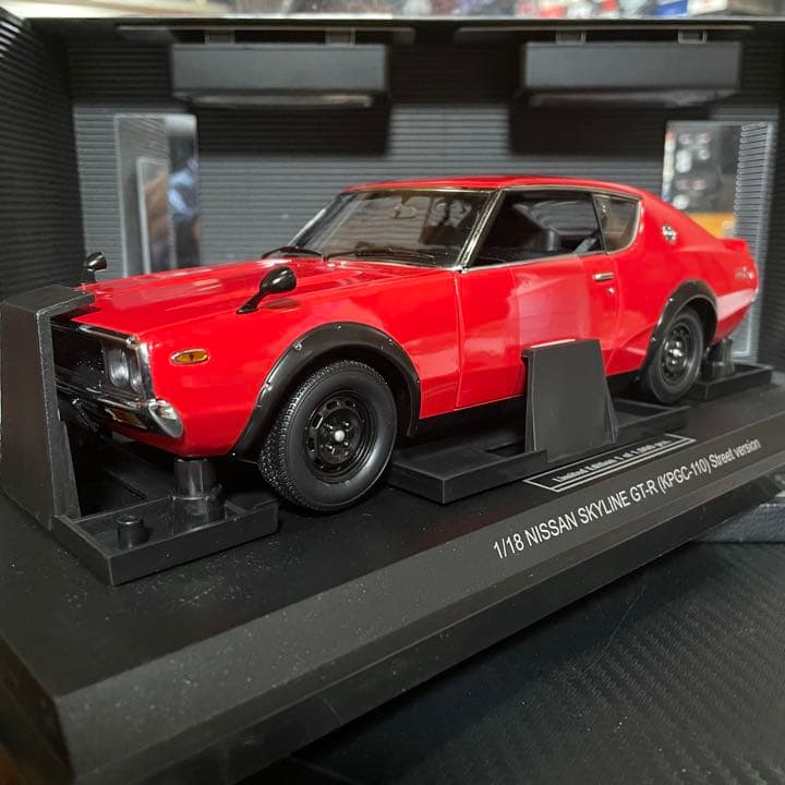 絶版未展示品　京商1/18スカイライン2000GT-R (KPGC110)レッド