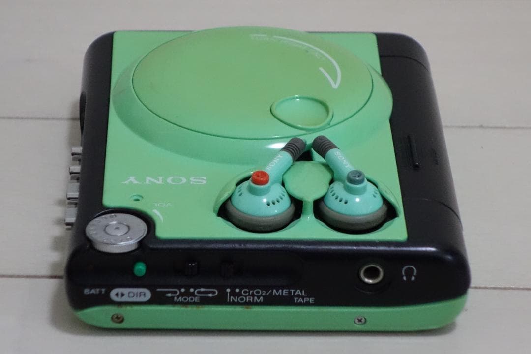 希少品 ウォークマン WM-51 (SONY ソニー) グリーン Walkman