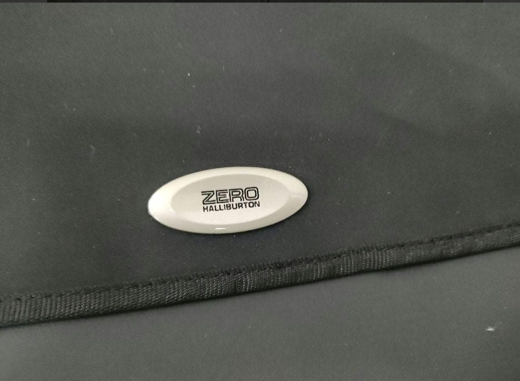 ZERO HALLIBURTON ゼロハリバートン スーツケース 大型 アルミ製