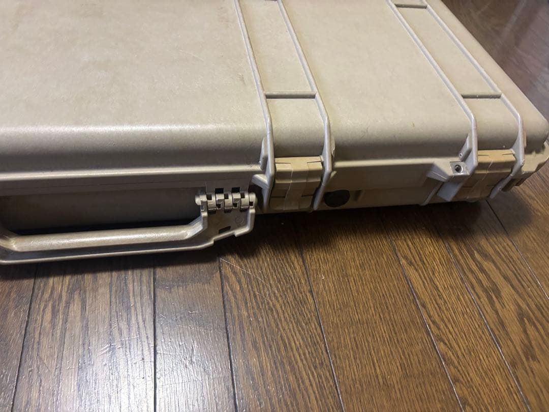 ペリカンケース　1720 タンカラー　M4 トレポン　pelican