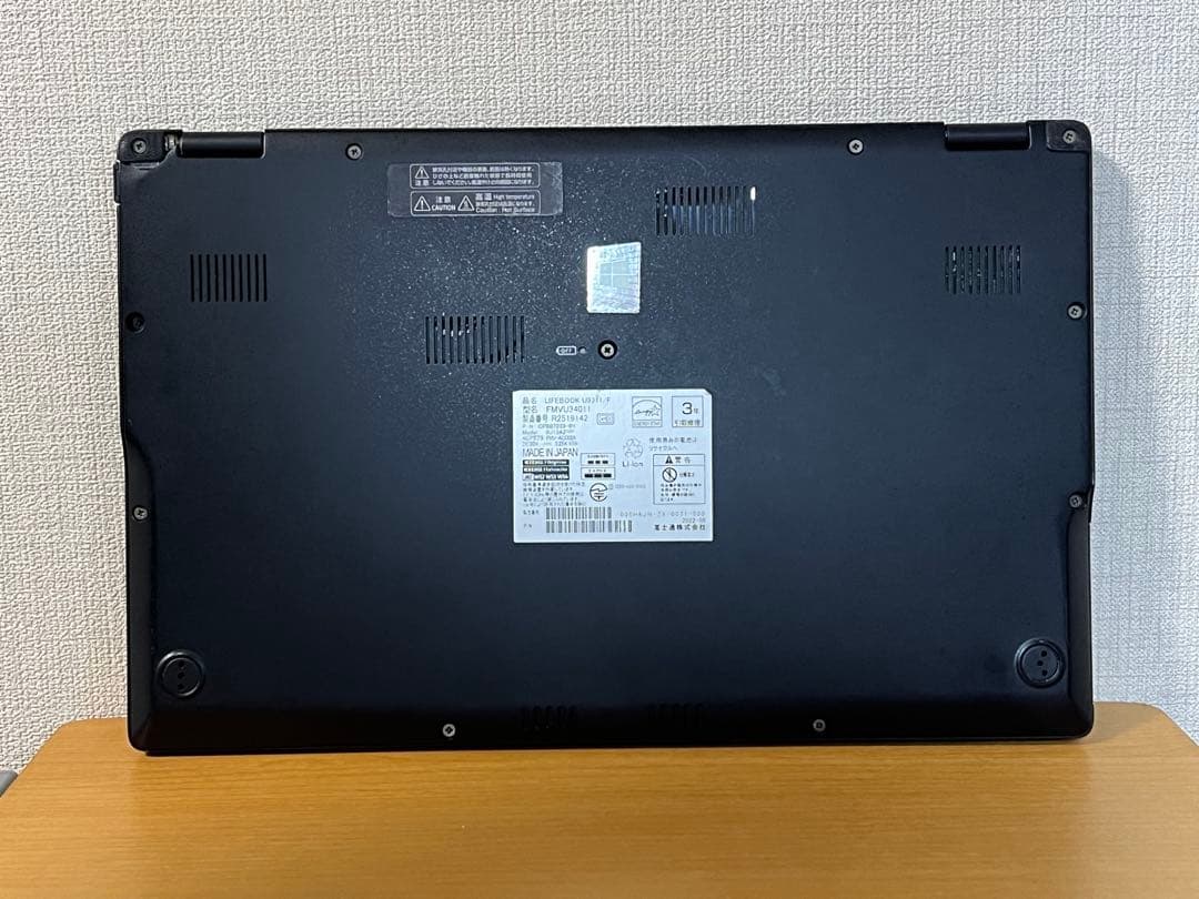 Fujitsu Lifebook U9311/F i7第11世代16GBメモリ