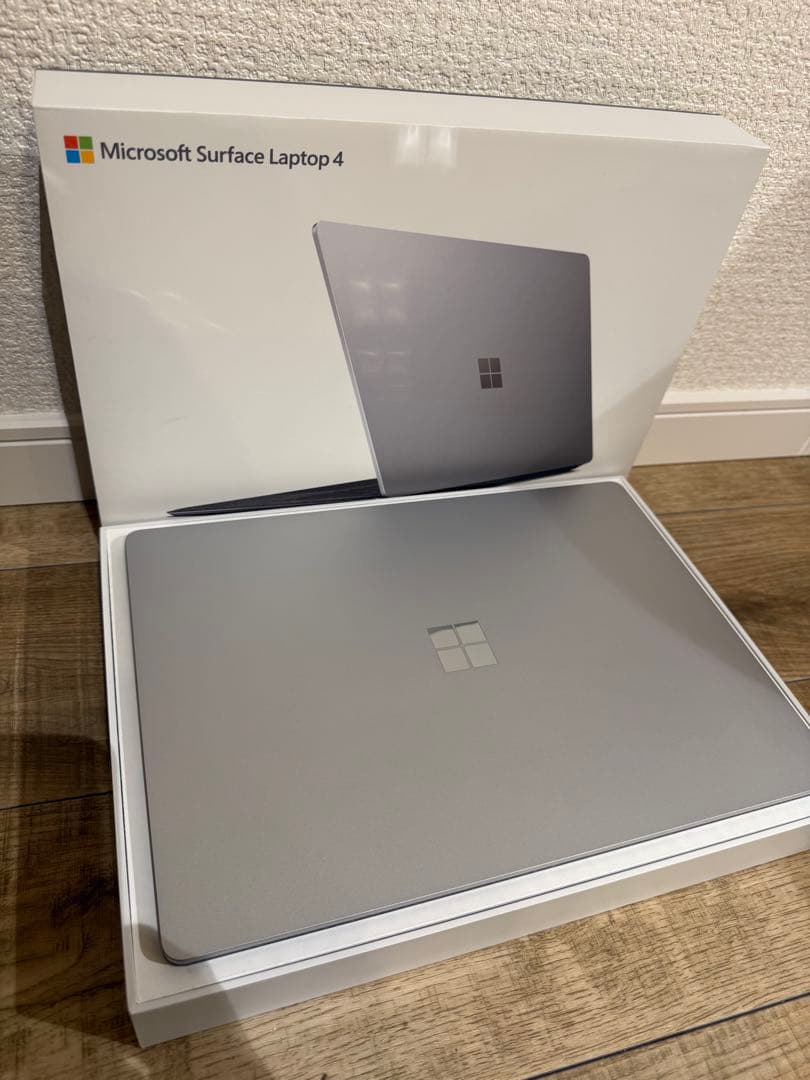 【メルカリ最安値】surface laptop4 ほぼ未使用　箱付き