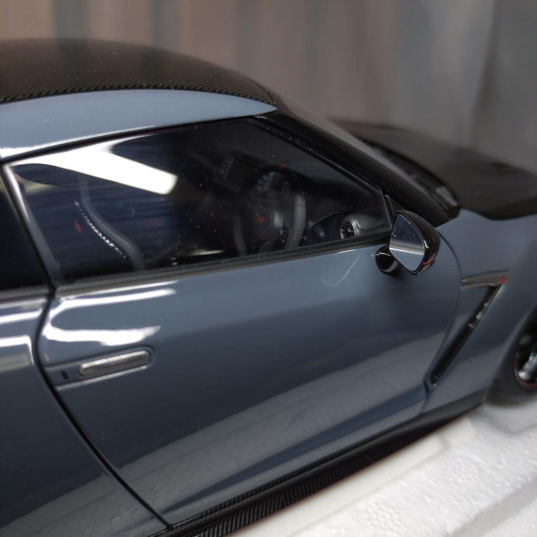 モデルカー1/18「日産 GT-R (R35) ニスモ スペシャルエディション」