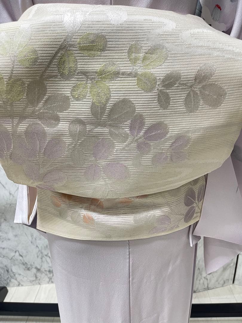 ご購入者様決定正絹付け下げ 薄いふじ色 つばき花柄 一つ紋