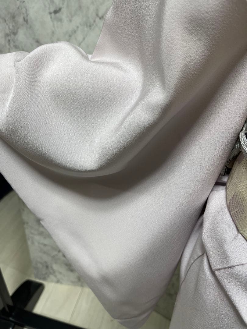 ご購入者様決定正絹付け下げ 薄いふじ色 つばき花柄 一つ紋