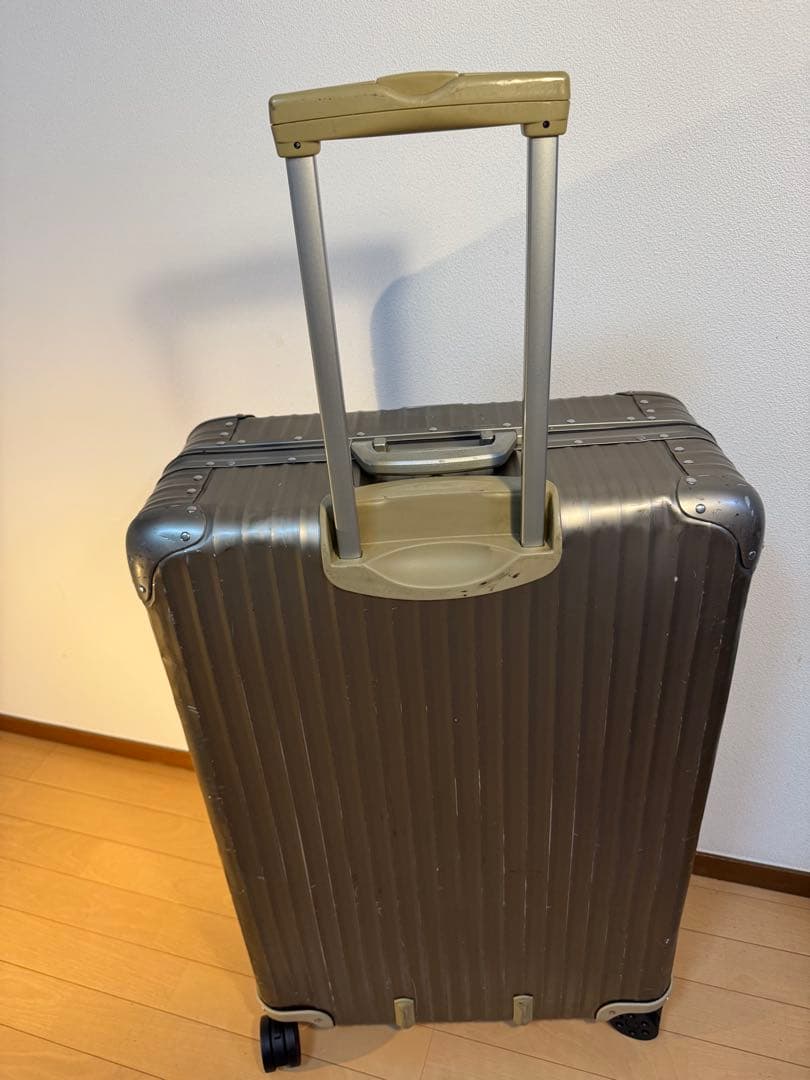 【全車輪交換済】　リモワRIMOWA TOPAS TITANIUM 98L