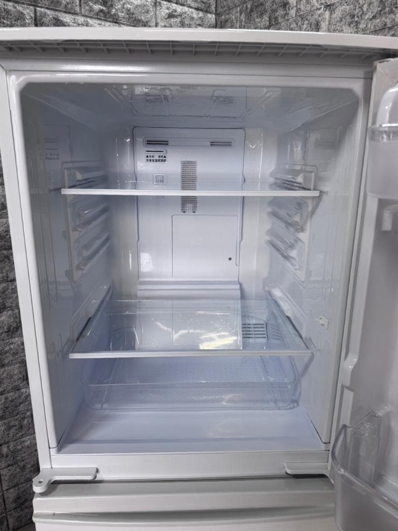 大阪送料無料★3か月保障付き★冷蔵庫★2017年★SJ-D14C-W★R-366