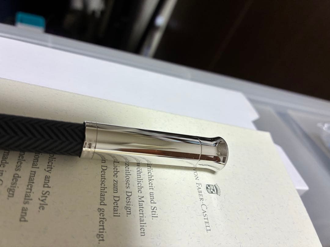 Grafvon faber castell ローラーボールペン
