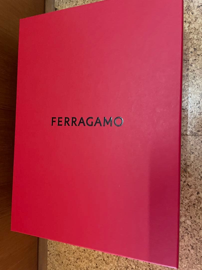 FERRAGAMO ブラック 巾着型ショルダーバッグ