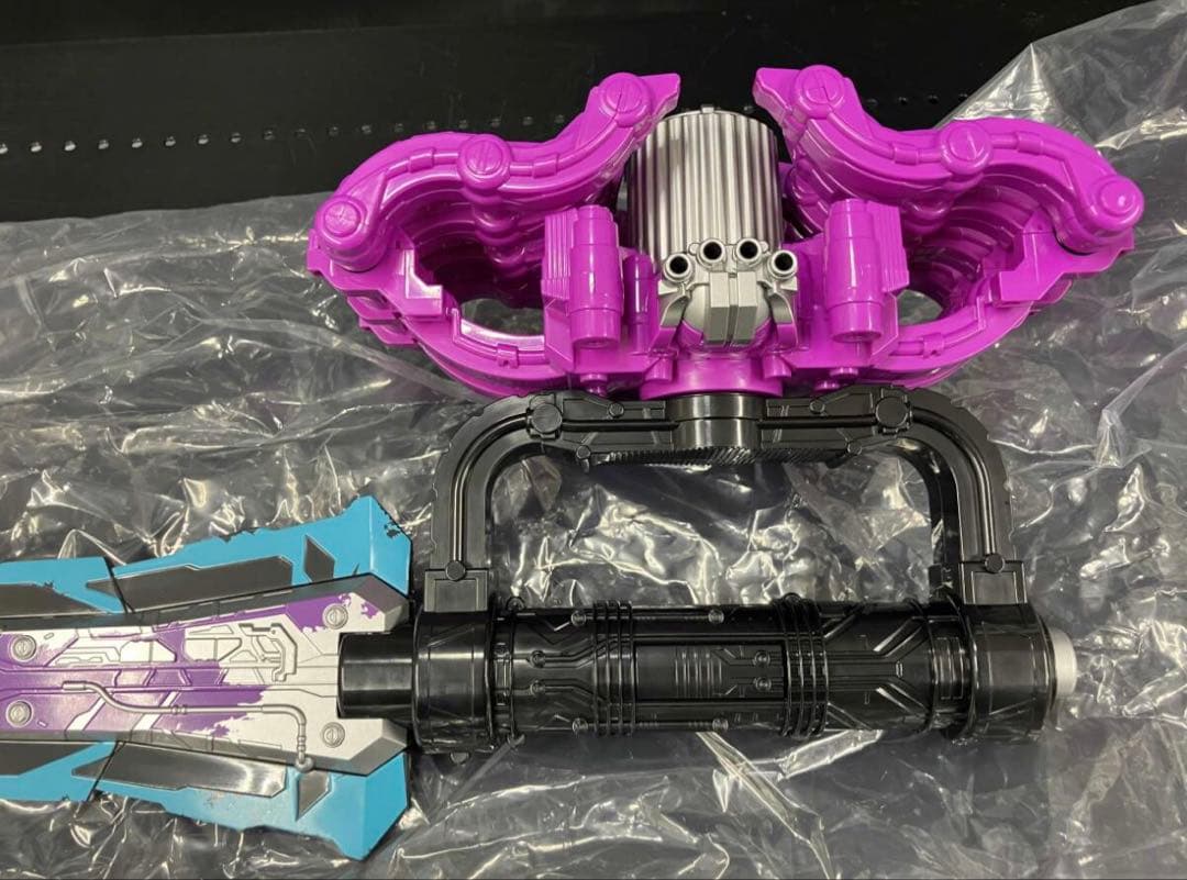 これ以上値段下げません！キングオージャー　クモノスレイヤーメモリアルエディション