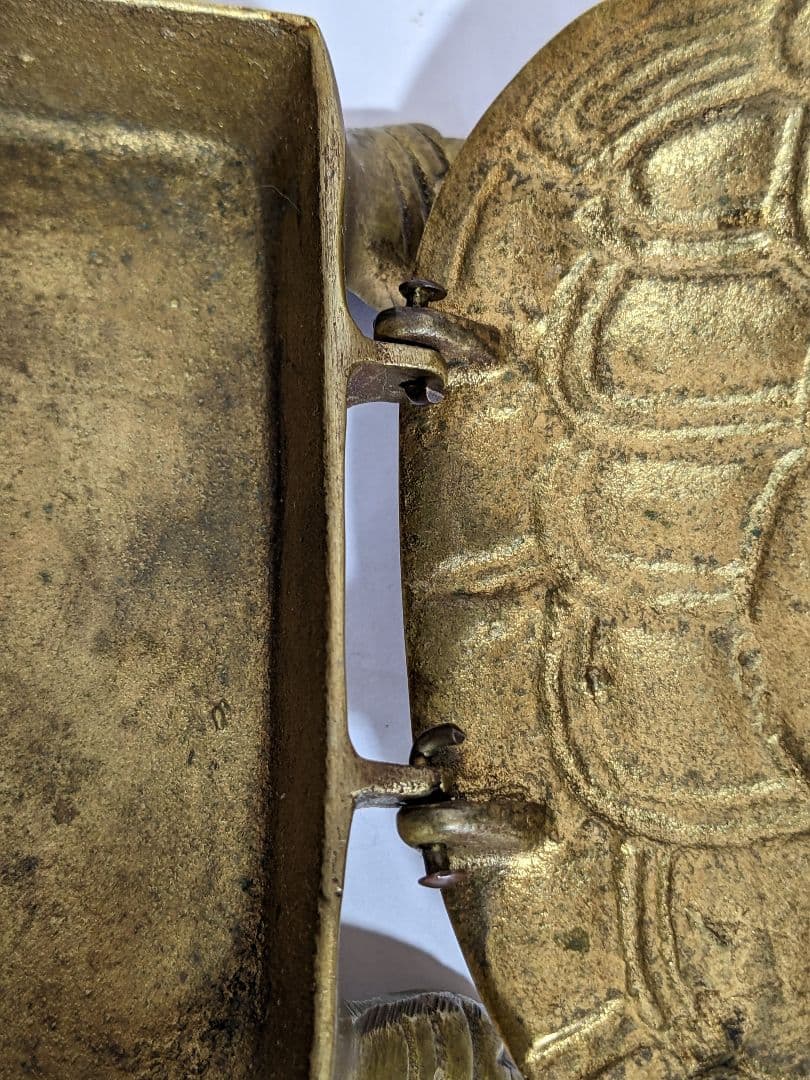 ♦中国 民国時代 銅製 亀形 自在蓋箱 煙草入 コレクション 骨董品アンティーク