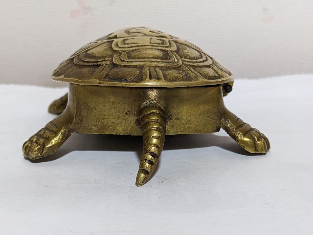 ♦中国 民国時代 銅製 亀形 自在蓋箱 煙草入 コレクション 骨董品アンティーク