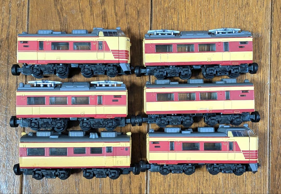 Bトレイン『特急車両5両+6両 動力ユニット3、走行台車6両』