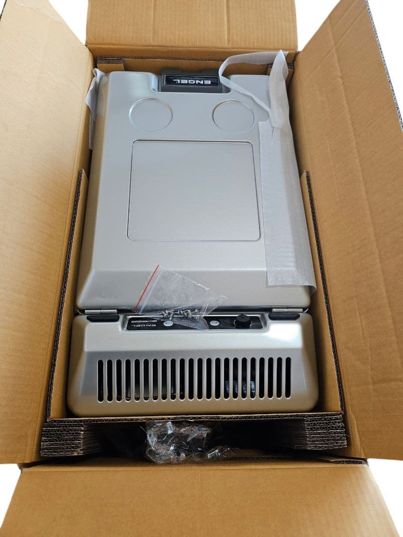 【新品未使用品】32L ENGEL MT-35F-P エンゲルポータブル冷蔵庫