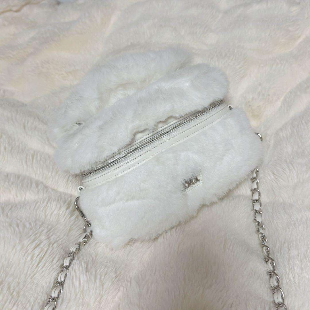 完売商品 Darich フェイクファーショルダーミニバッグ ホワイトWHT