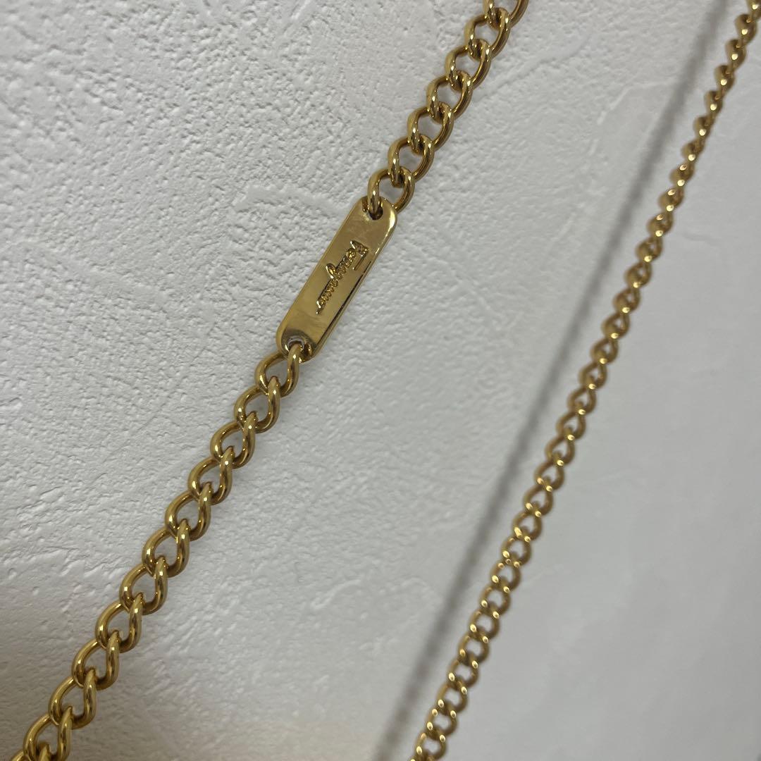 フェラガモ　ヴァラ　リボン　イエロー　がま口　ミニ　チェーン　ショルダーバッグ