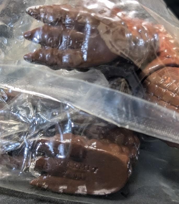 バラゴン＋山小屋（マーミット）ビニパラベビー未開封ソフビフィギュア