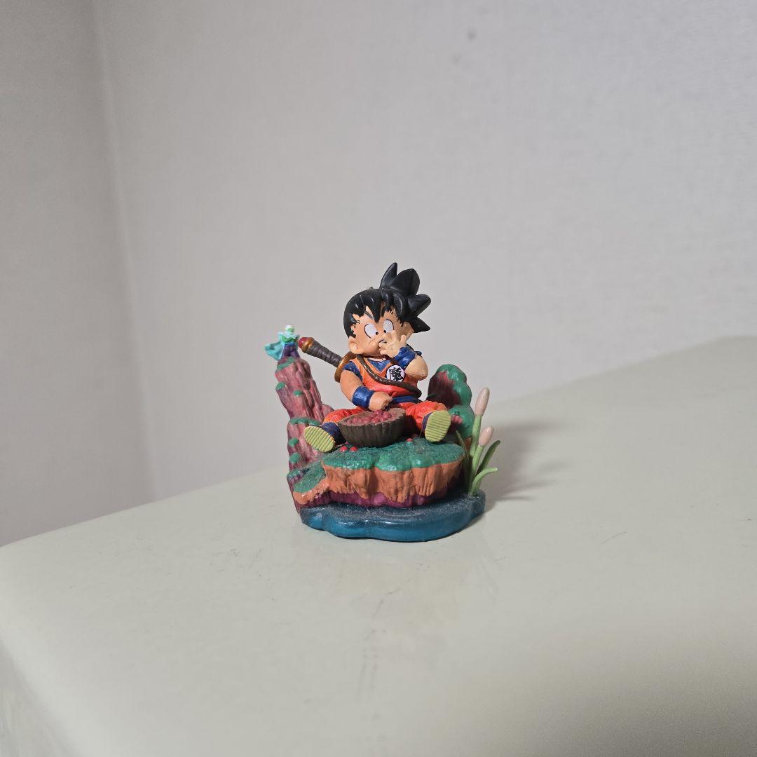 ドラゴンボール　カプセル　フィギュア　５体