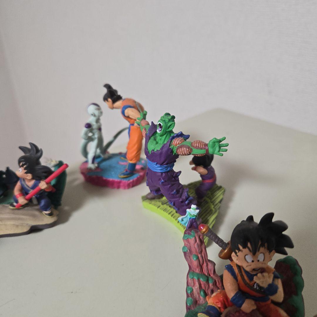 ドラゴンボール　カプセル　フィギュア　５体