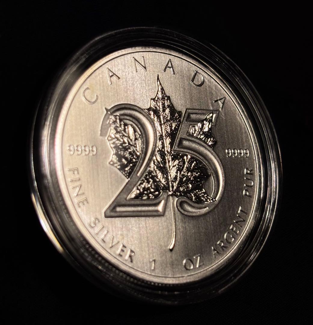 2013年 カナダ メイプルリーフ銀貨 25周年記念 1オンス 純銀 .9999
