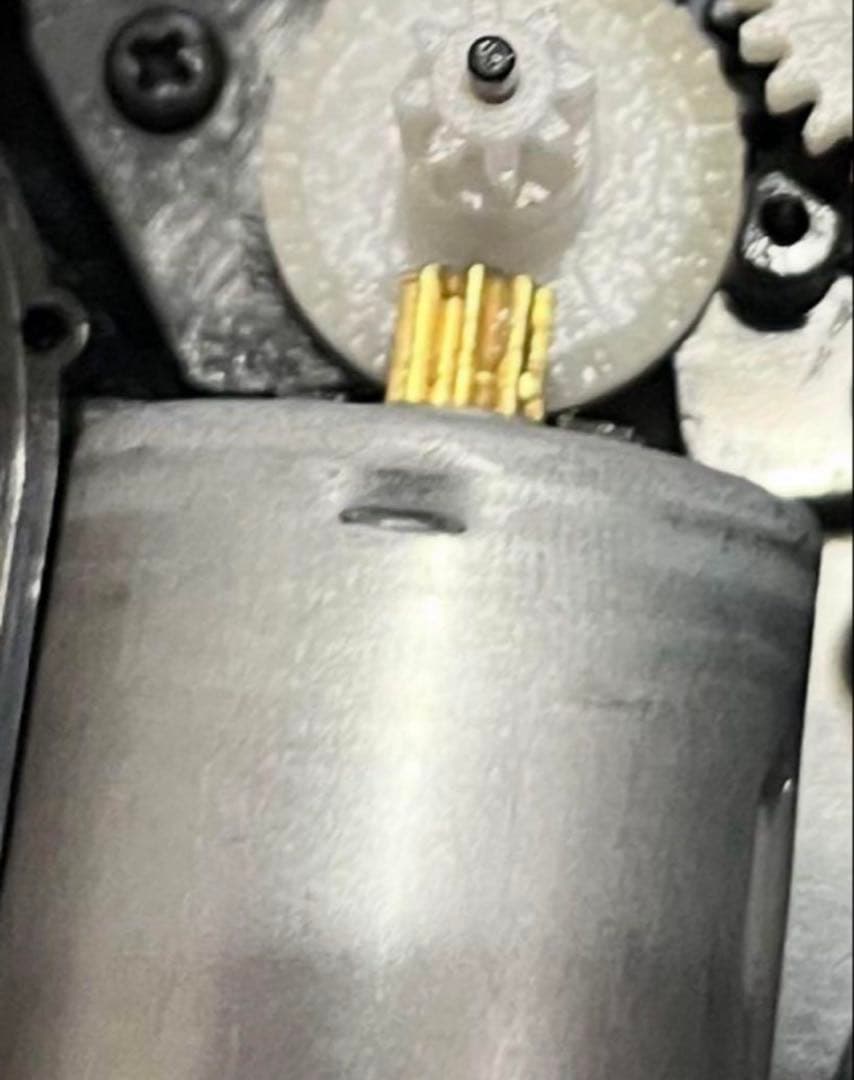 東京マルイ　カスタム品　グロック18C 金属ピニオン　墨入れ　マガジン2本など